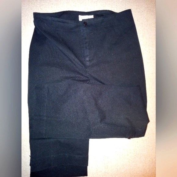 Dana Buchman Pants - Designer,Dana Buchman, Black, Ankle Cropped, Trousers, size 2